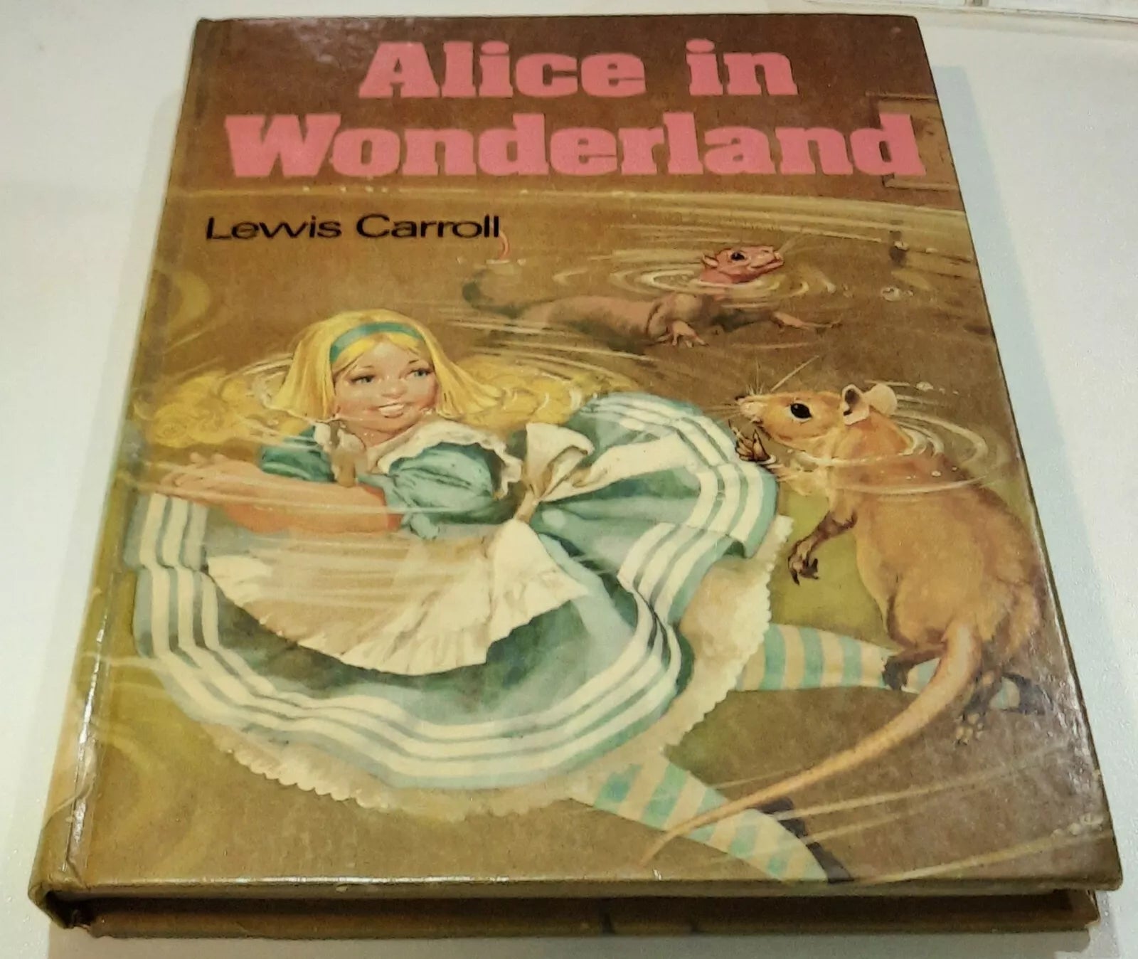 Vintage Alice In Wonderland Lewis Carroll Hardcover 1995